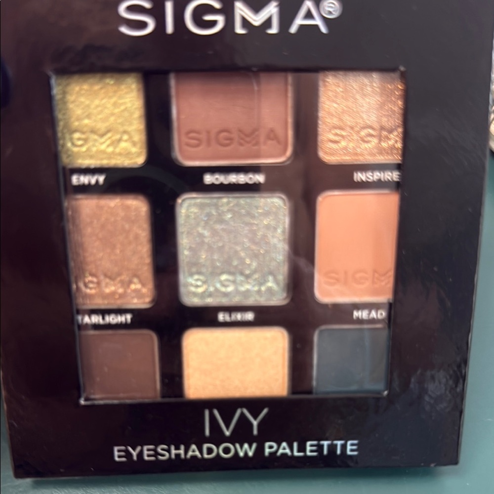 Sigma Beauty Ivy Eyeshadow Collection